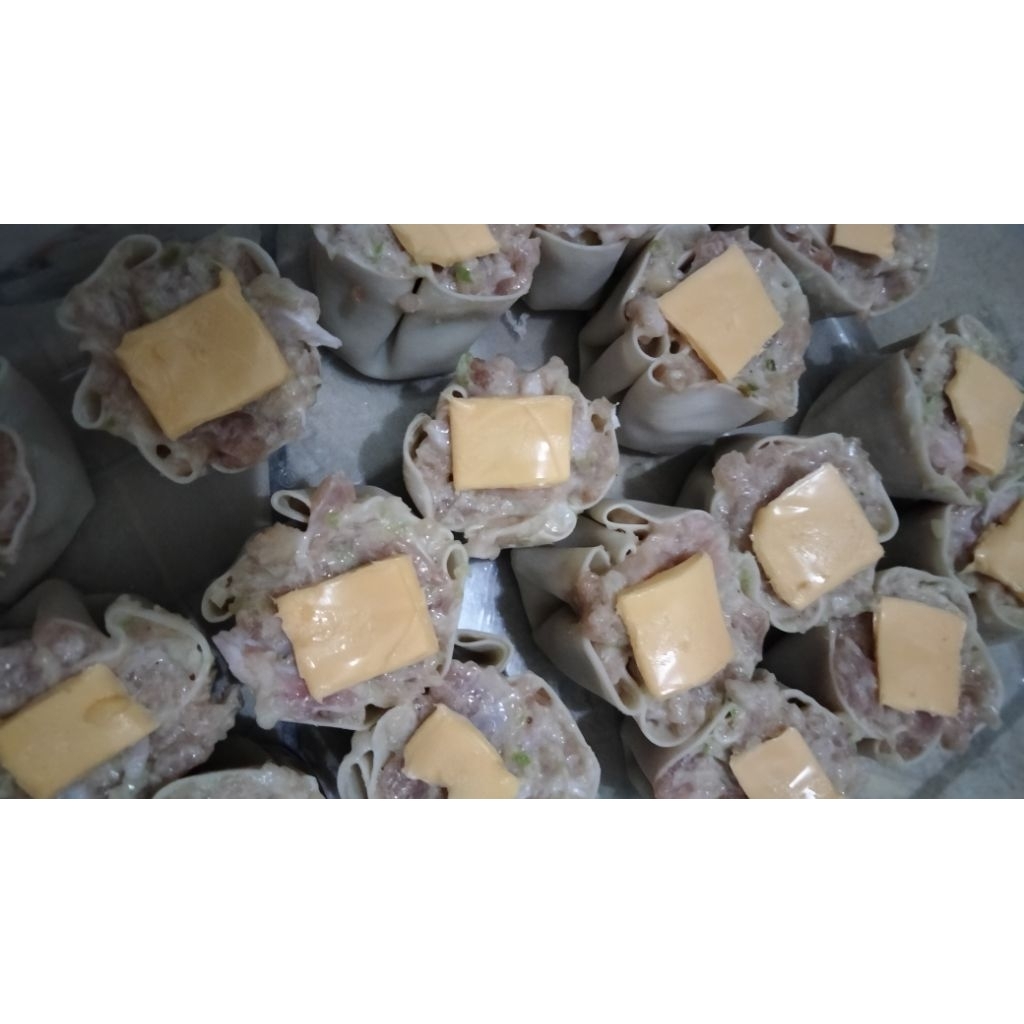 

[Homemade] Dimsum Ayam topping Quick Melt Cheese