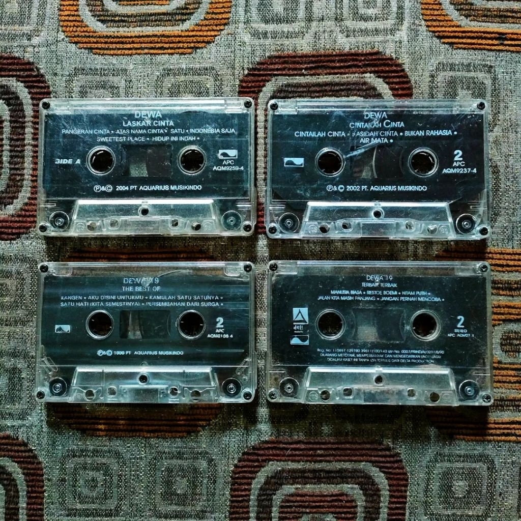 Sepaket kaset DEWA 19 tanpa cover