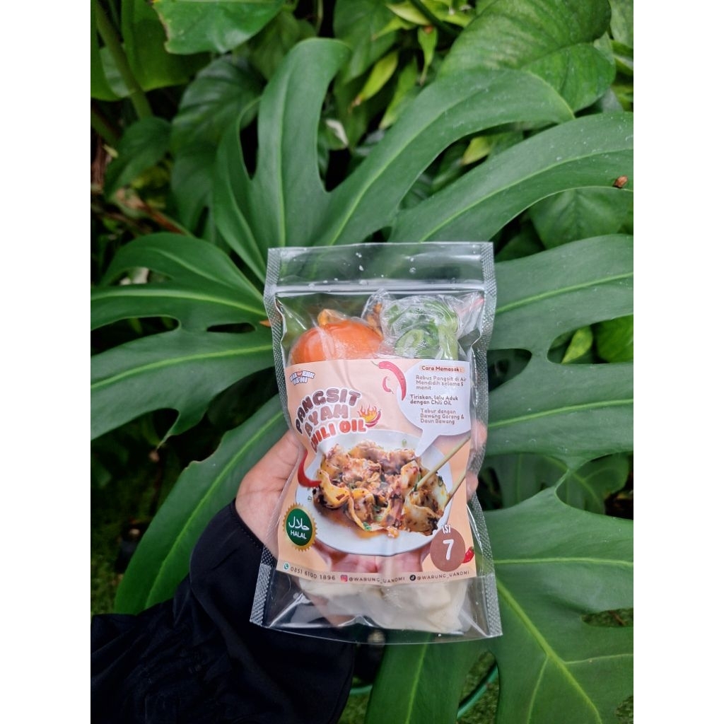 

pangsit chili oil