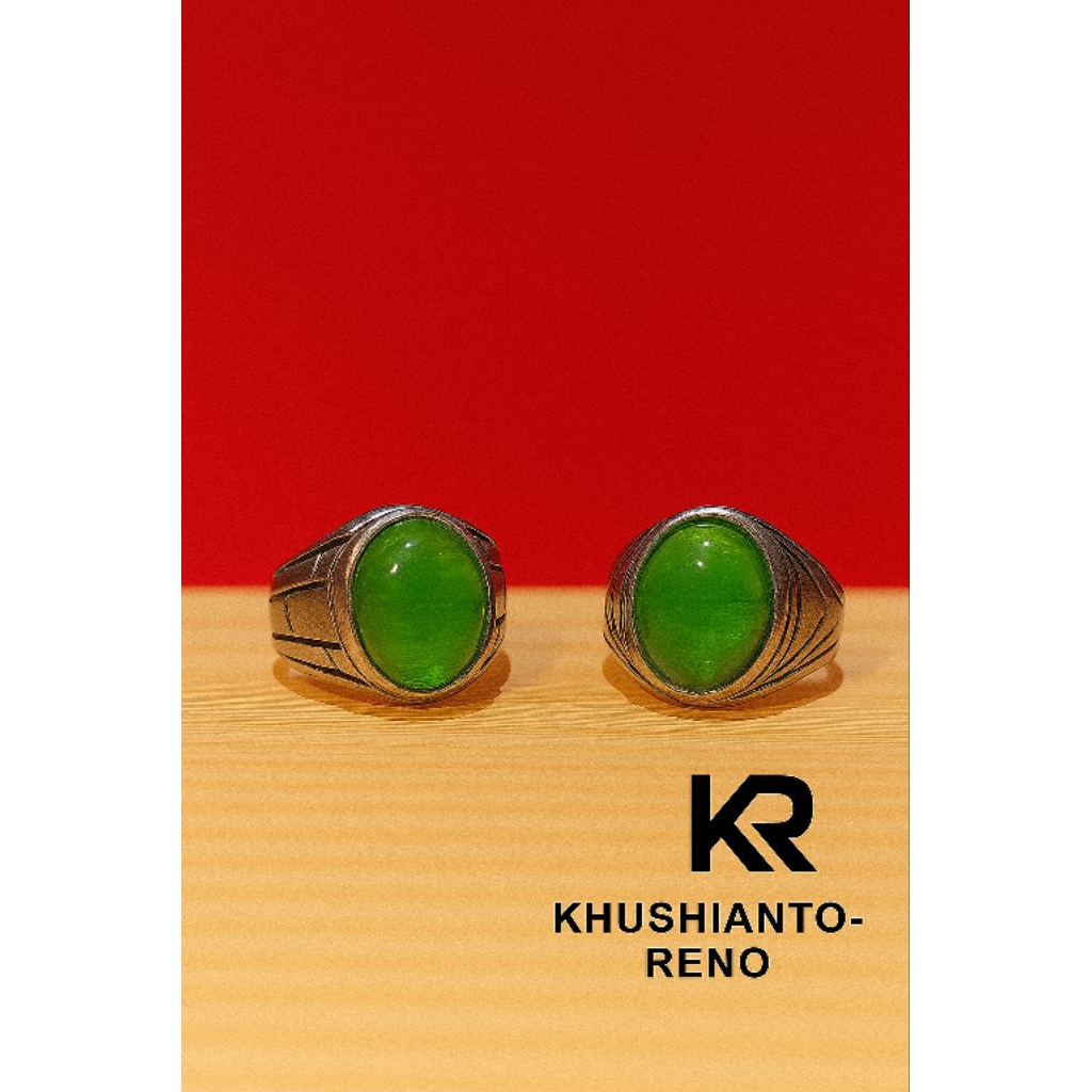 Cincin Batu Zambrud Kalimantan Asli Hijau Tua Serat Alami Langka Pria Wanita