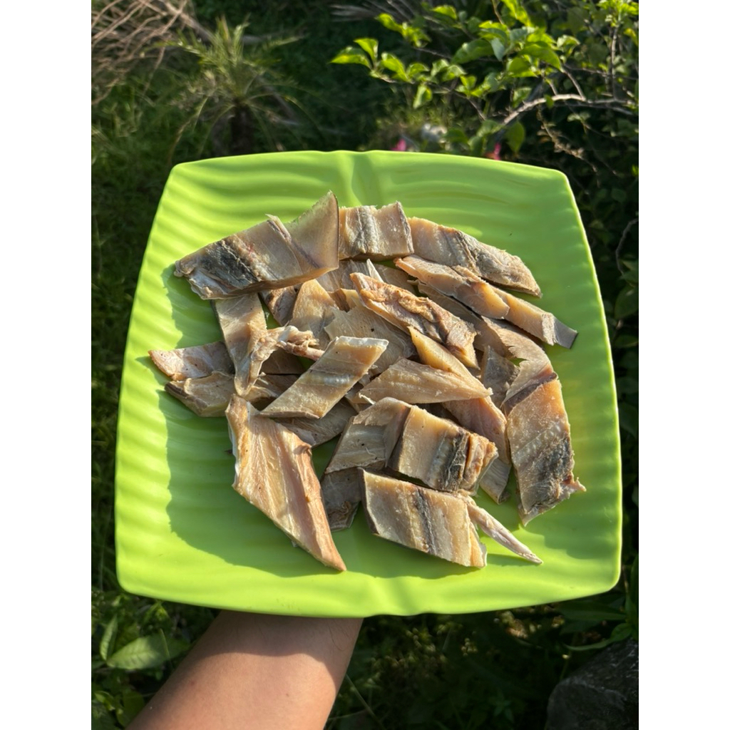 

Ikan Asin Jambal Cucut Potong 1000gr