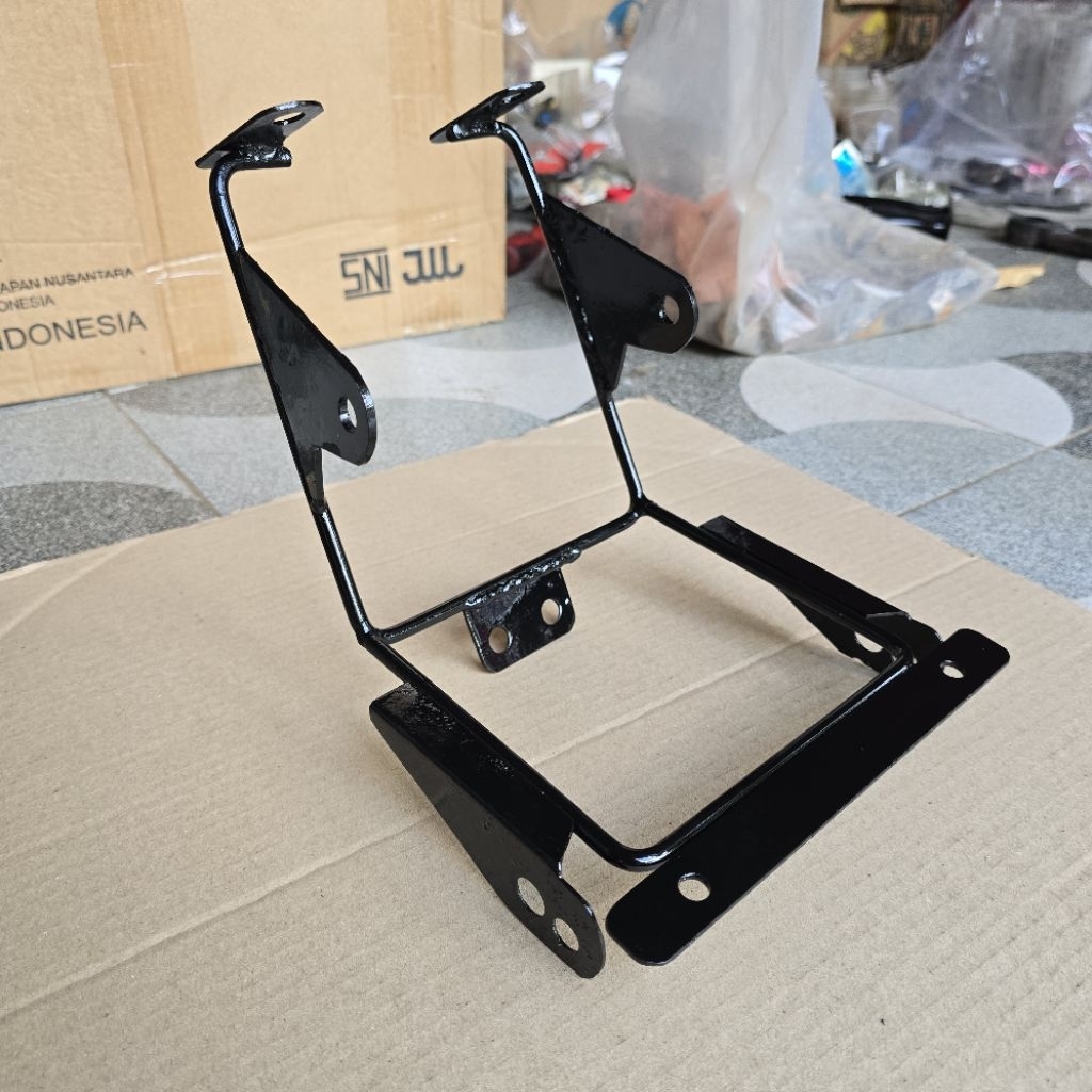 PROMO bracket dudukan pangkon lampu pesek 5.75inc yamaha VIXION OLD 3C1