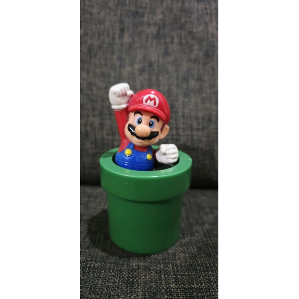 Mainan Happy Meal Mcdonald Mario Bross Figure