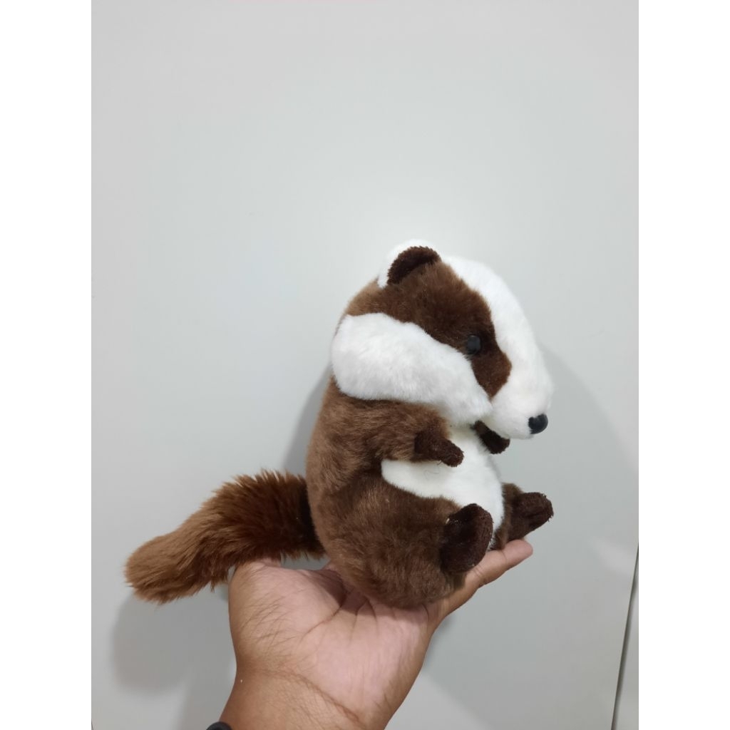 Boneka Hewan Sigung Mirip Asli Lucu Kondisi Baru Brand Aurora Tapi Cutting