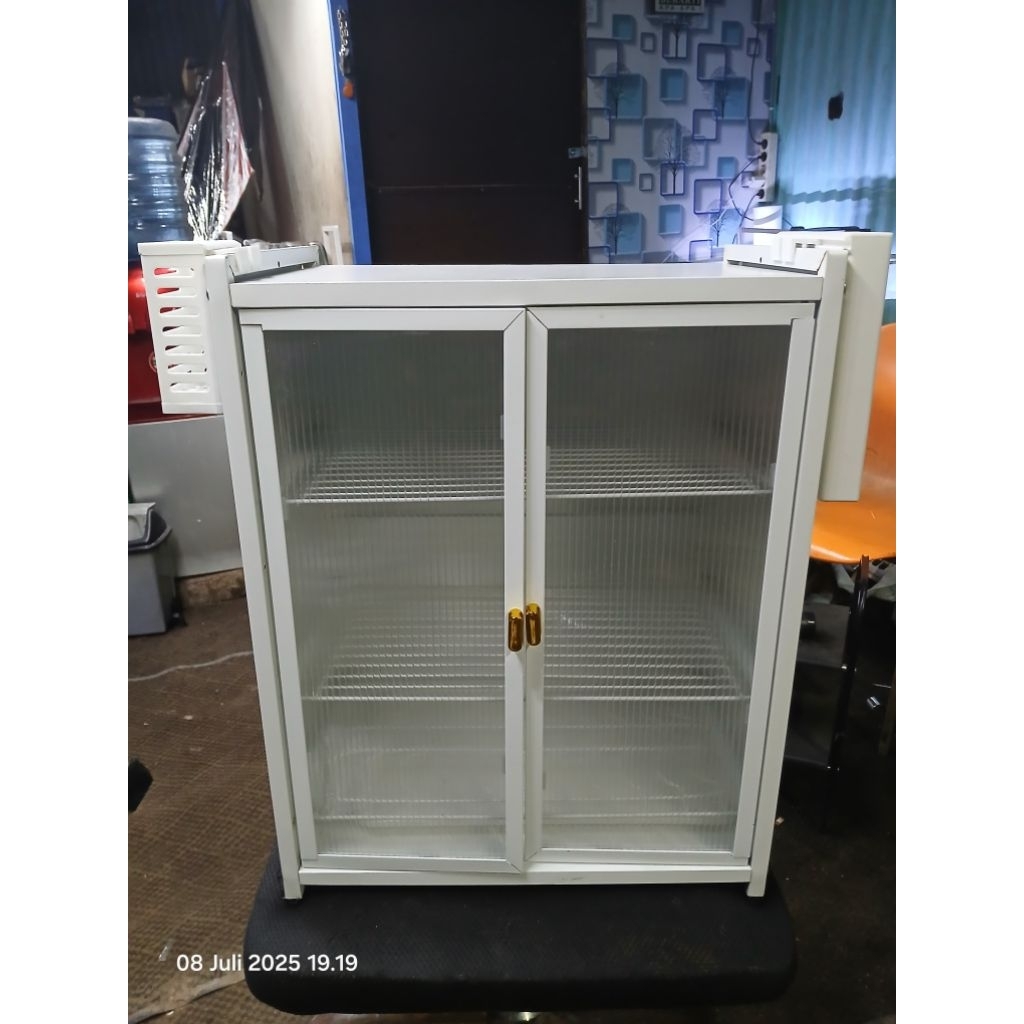 Lemari rak piring & makanan