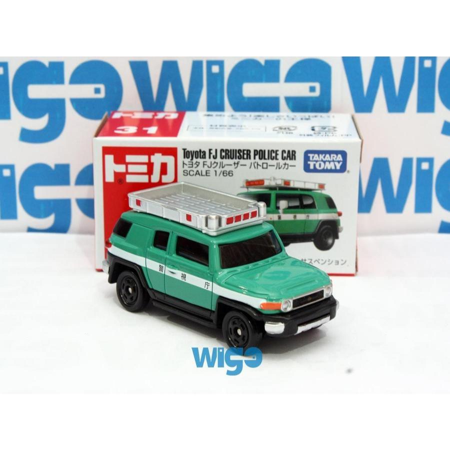 Tomica Takara Tomy no. 31 Toyota FJ Cruiser Police Car hijau 1/66