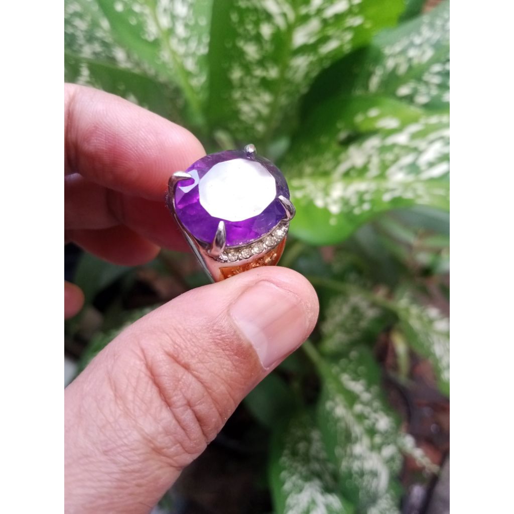 Natural Batu Permata Kecubung Cutting