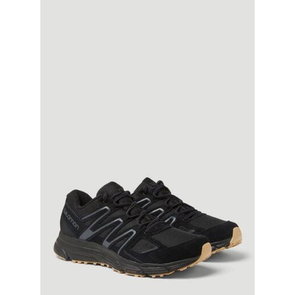 sepatu salomon 44 baru