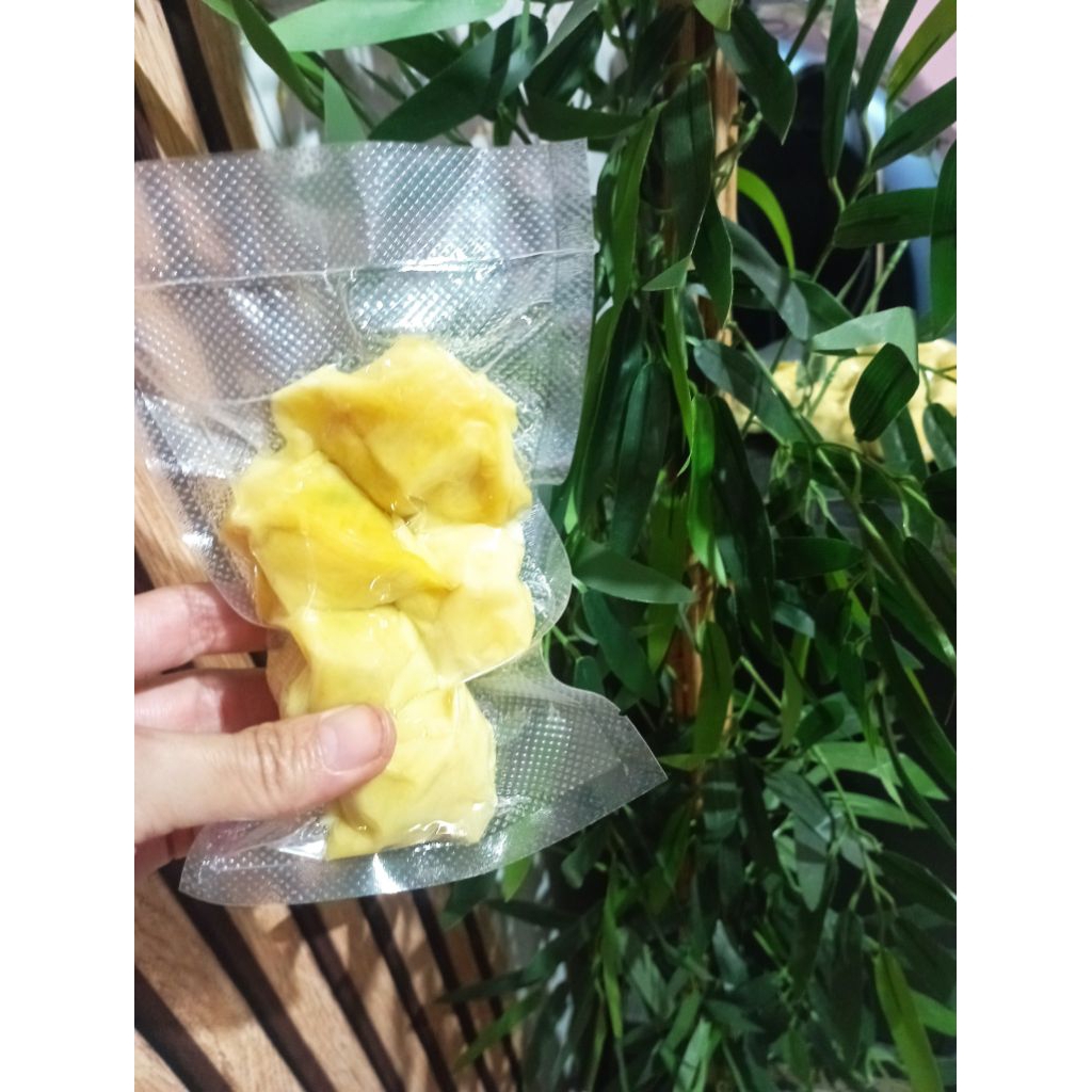 

pangsit chili oil frozen