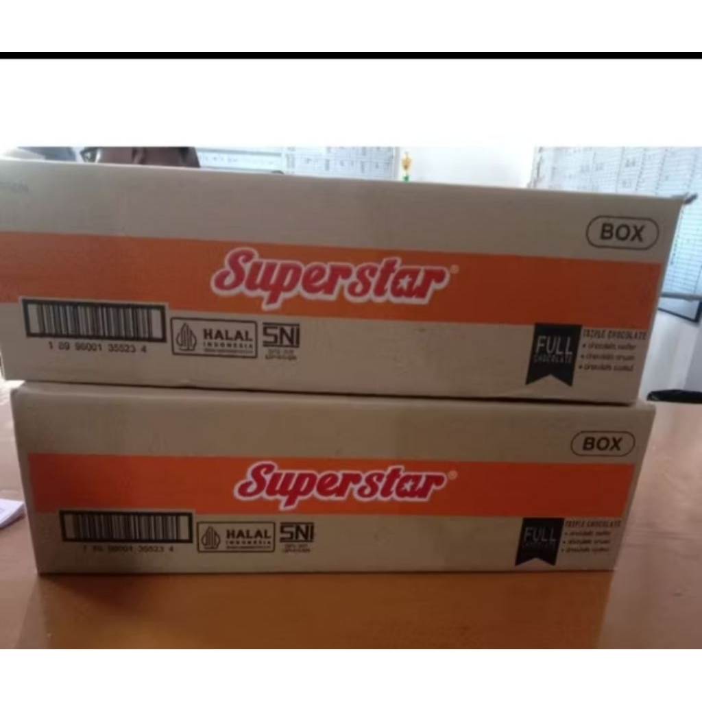 

Superstar Wafer Triple Chocolate 16g(250g box)x20pcs×8Box