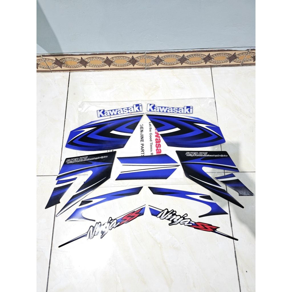 striping stiker set ninja ss biru 2012 original kawasaki