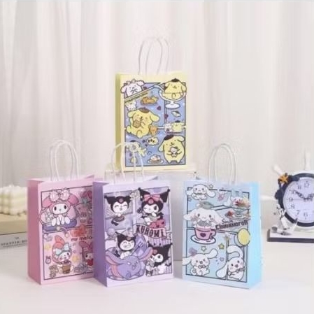 

Paperbag Sanrio Size M