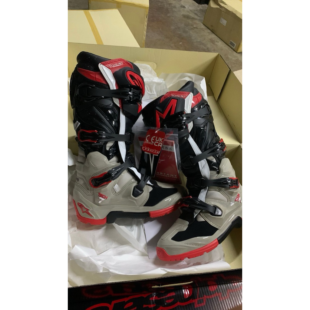 ALPINESTARS TECH 7 ENDURO BLACK RED SEPATU OFFROAD ALPINESTARS TECH 7 ENDURO BLACK RED BOOT OFFROAD 