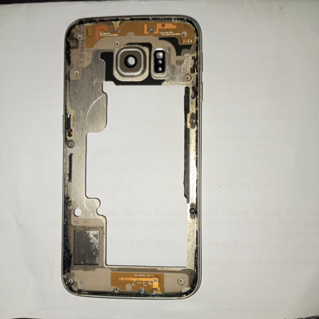 Tutup Mesin Belakang Bezel Samsung Galaxy S6 Edge / SM-925F [Original Minus]
