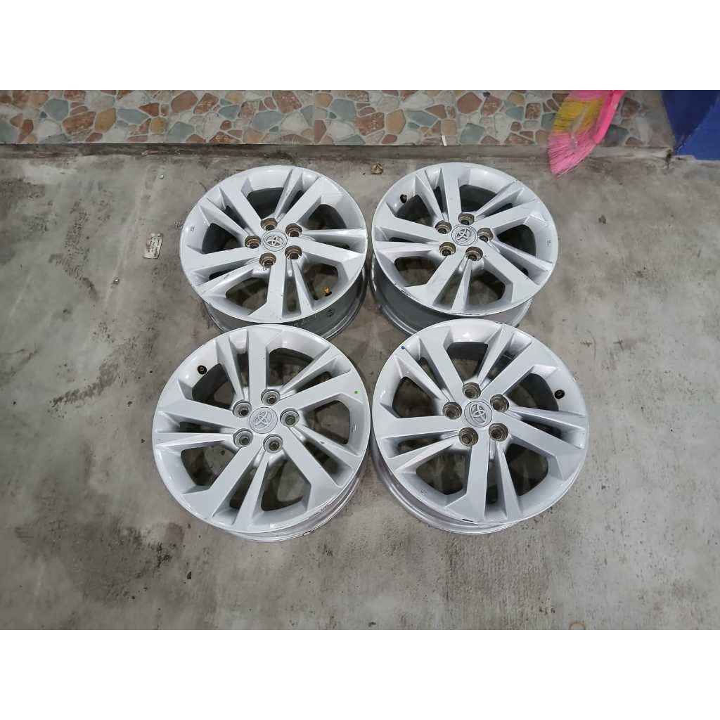 velg mobil bekas new avanza r15 pcd 5x100 velg only new avanza new xenia sienta dll