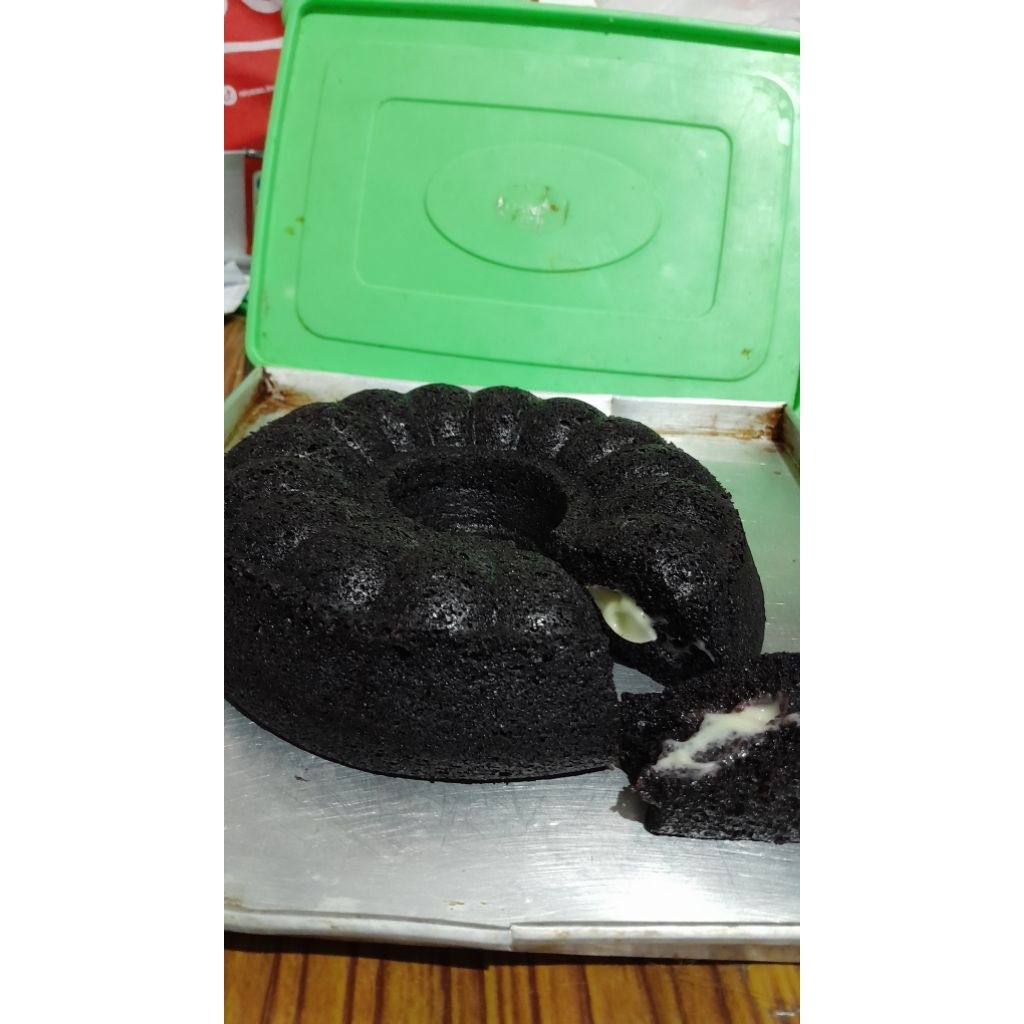 

bolu ketan hitam keju lumer