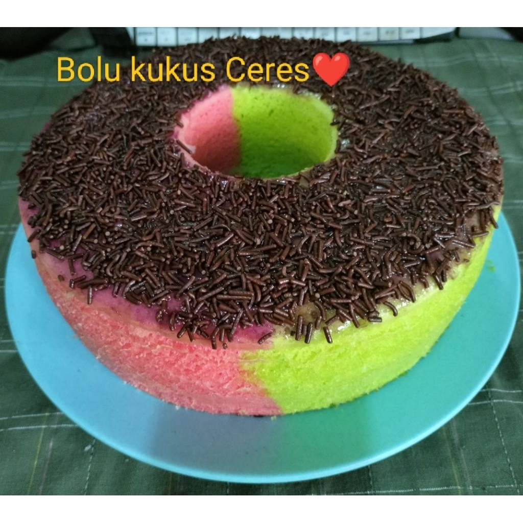 

Bolu kukus pelangi Ceres tabur ukuran 22 cm