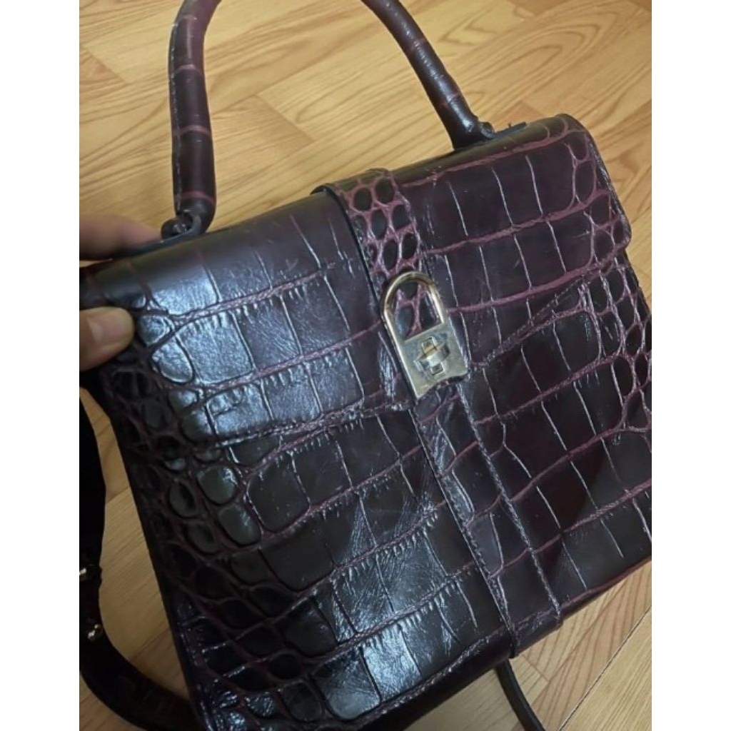 tas wanita motif croco Beyond Best