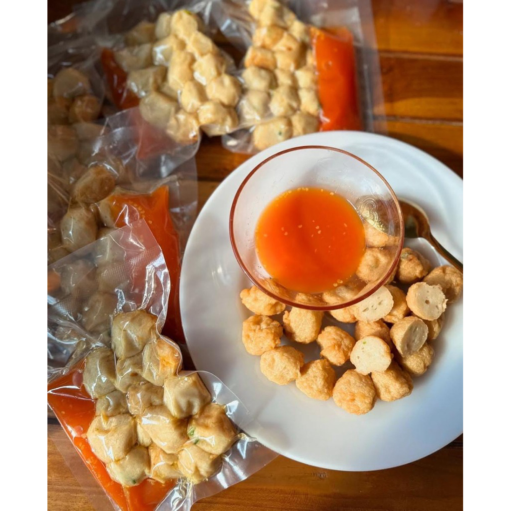 

Otak-otak goreng cuko merah