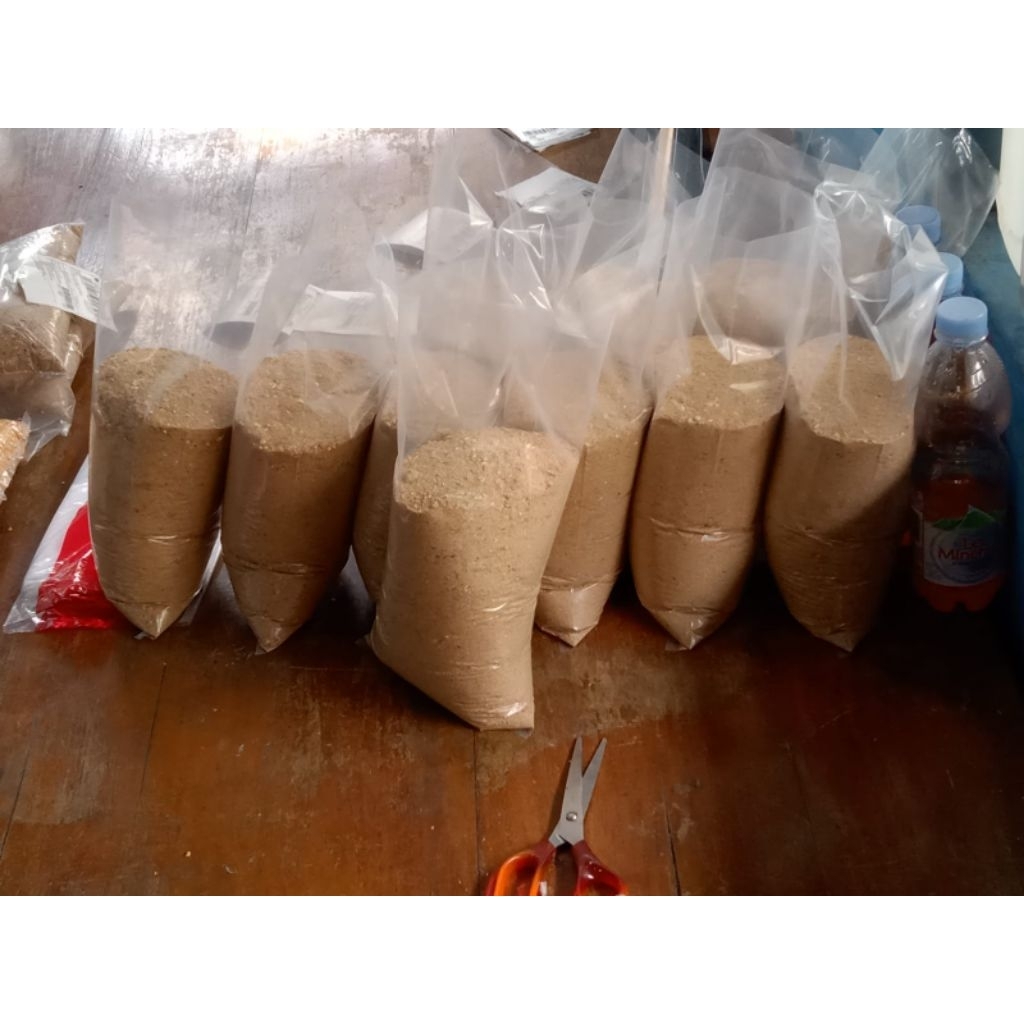 

Tepung ikan kemasan 1kilo