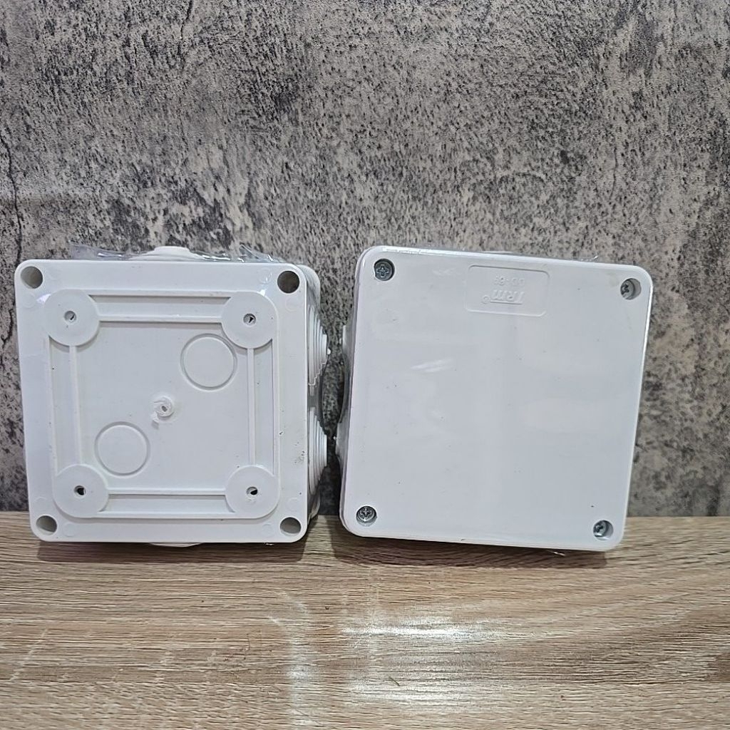 DURADUS JUNCTION BOX TRM PUTIH HITAM - PUTIH