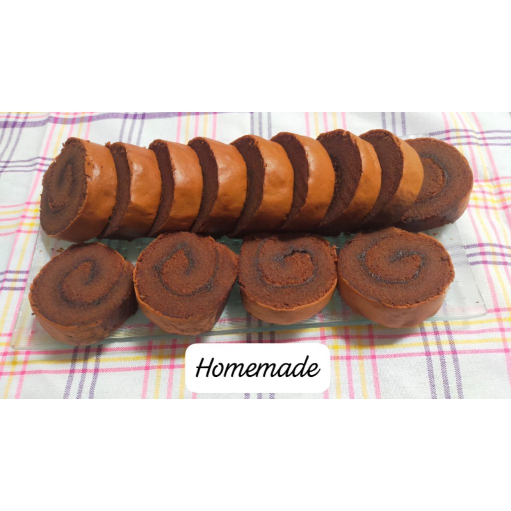 

Bolu Gulung Coklat Yg Nyoklat Banget ukuran 26cm enak & lembut (tanpa pengawet)