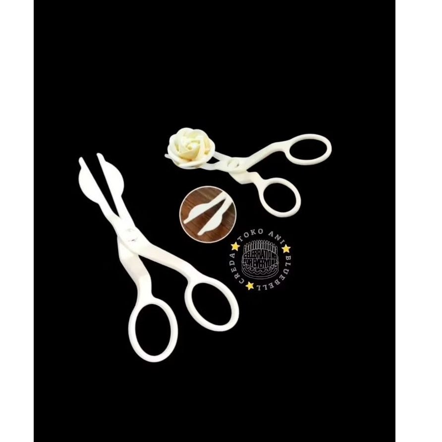 

Flower Lifter / Decorating Scissor / Gunting Mawar untuk Buttercream ( 136-24032802 )