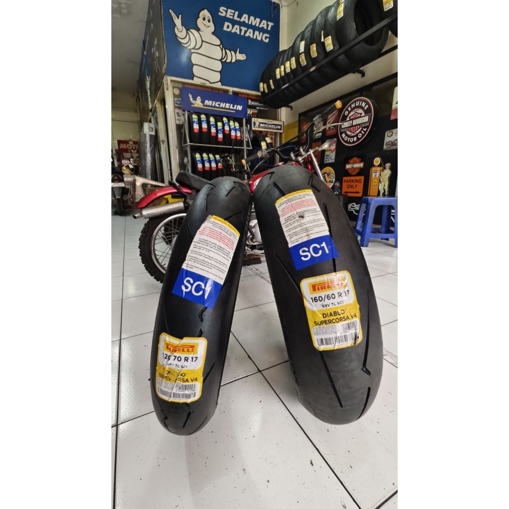 Pirelli Diablo Supercorsa V4 SC1 120/70.17 & 160/60.17 set depan belakang. ban CBR250, Zx25, Ninja25
