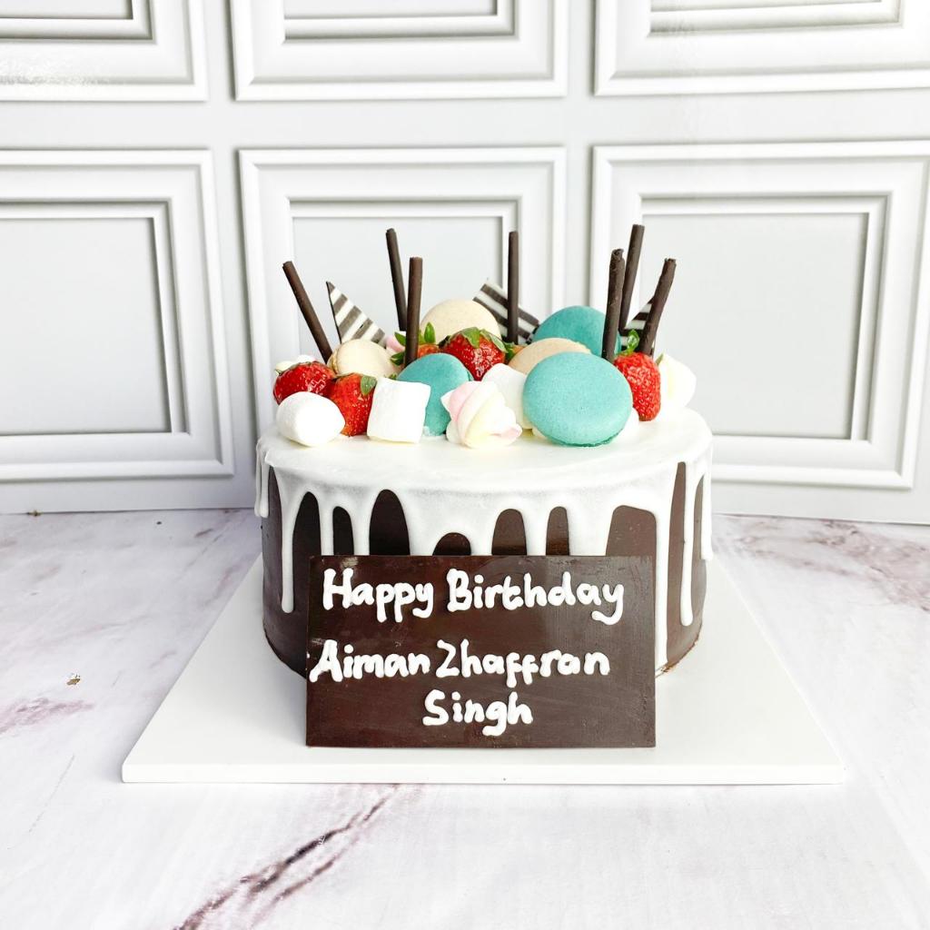 

Kue Ulang Tahun/Birthday cake/Kue ultah tema chocolate cake/cake classic/kue birthday jakarta