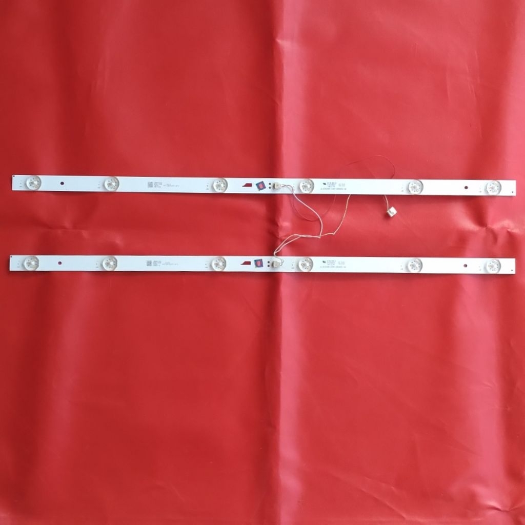 BL TH-32E302G BACKLIGHT PANASONIC TV LAMPU LAYAR PANEL TYPE TH-32E302 G