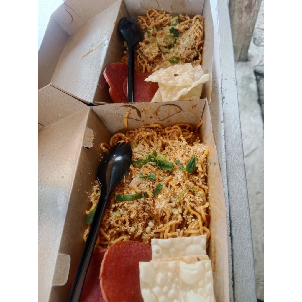 

MIE JEBEW INSTAN