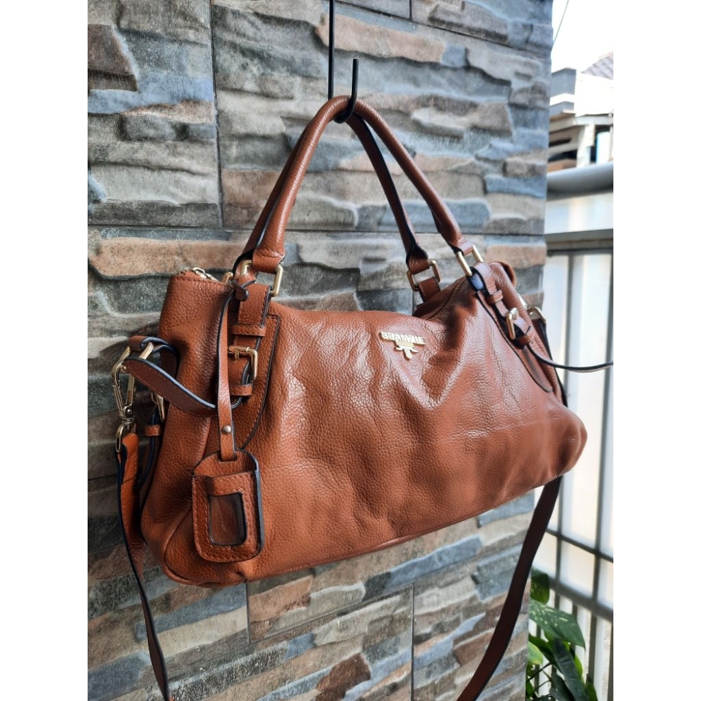 SSAMZIE Sling Bag - TAS PRELOVED