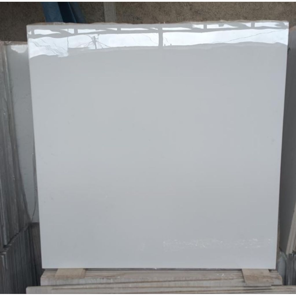 granit lantai glosy uk 80x80 putih polos swan white isi 3