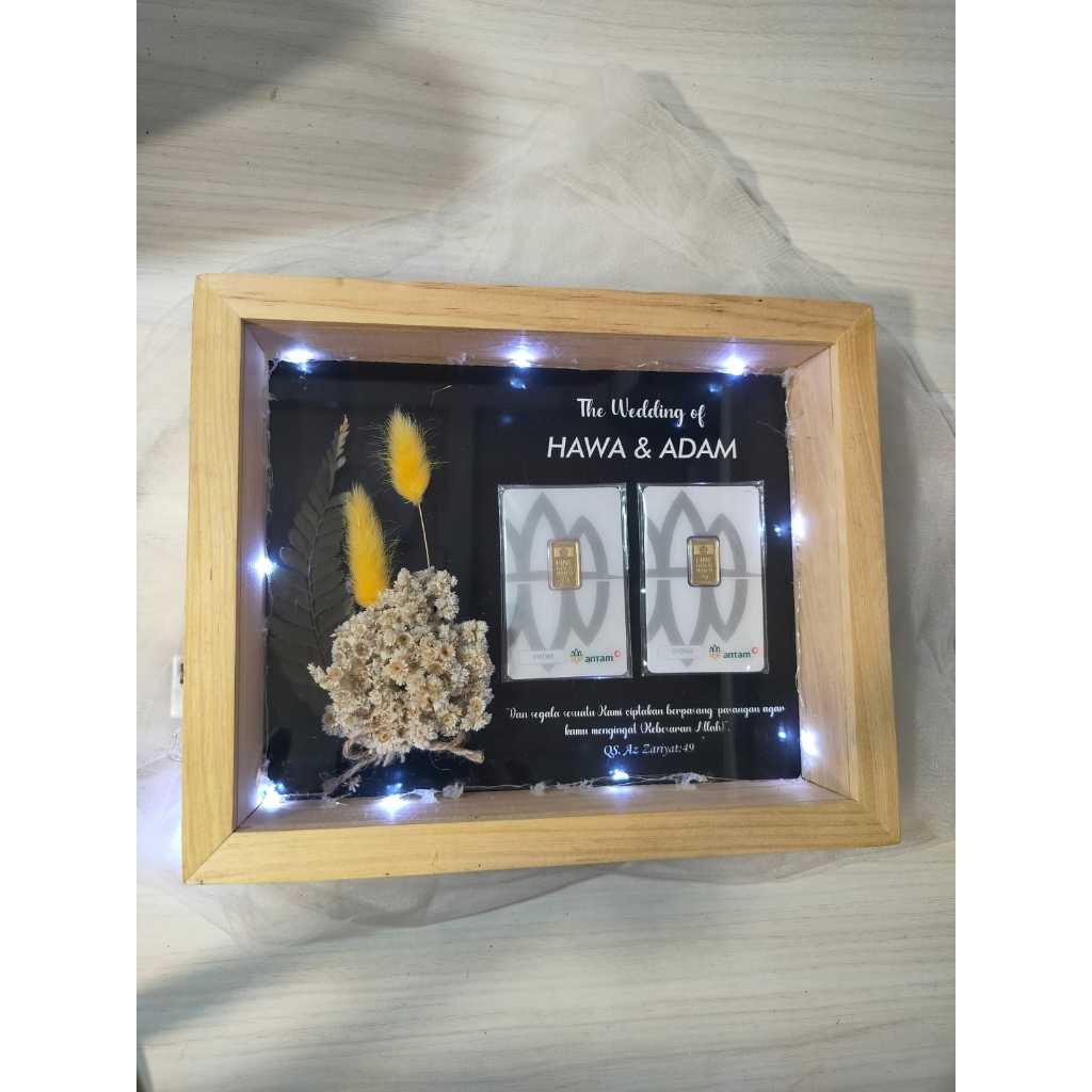 Kado Hadiah Emas Box Hadiah