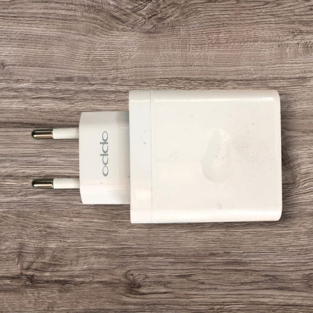 Batok Casan oppo 33W Super VOOC