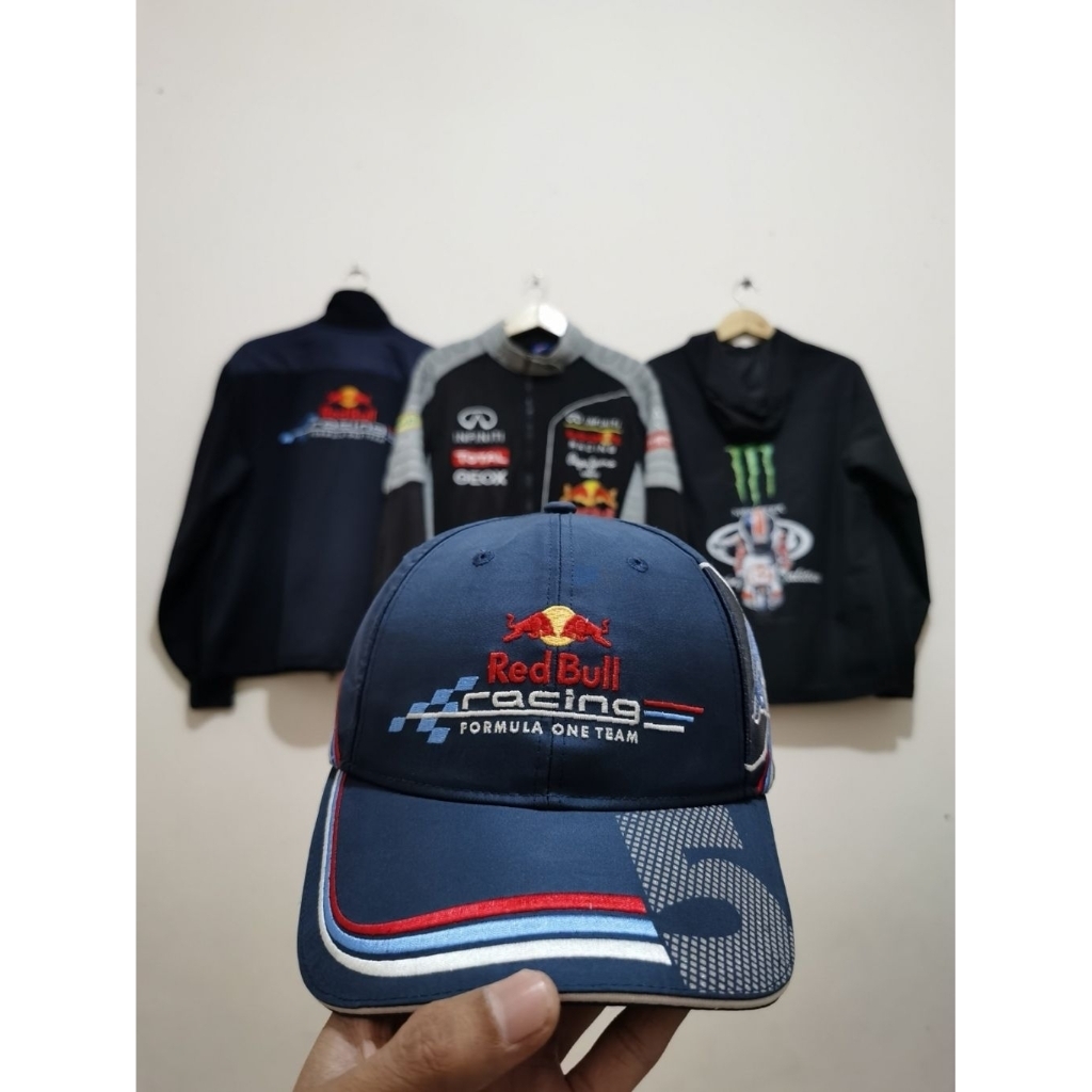 topi red bull racing f1 sebastian vettel