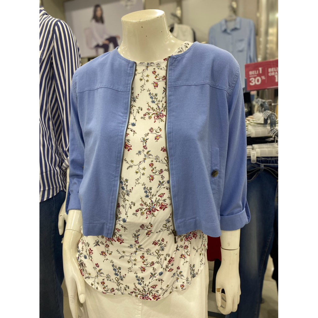 one set brand Geela dari matahari