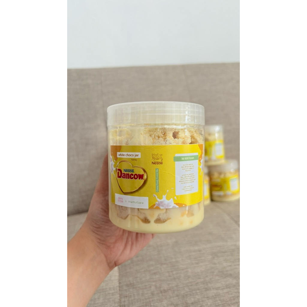 

White choco jar Dancow