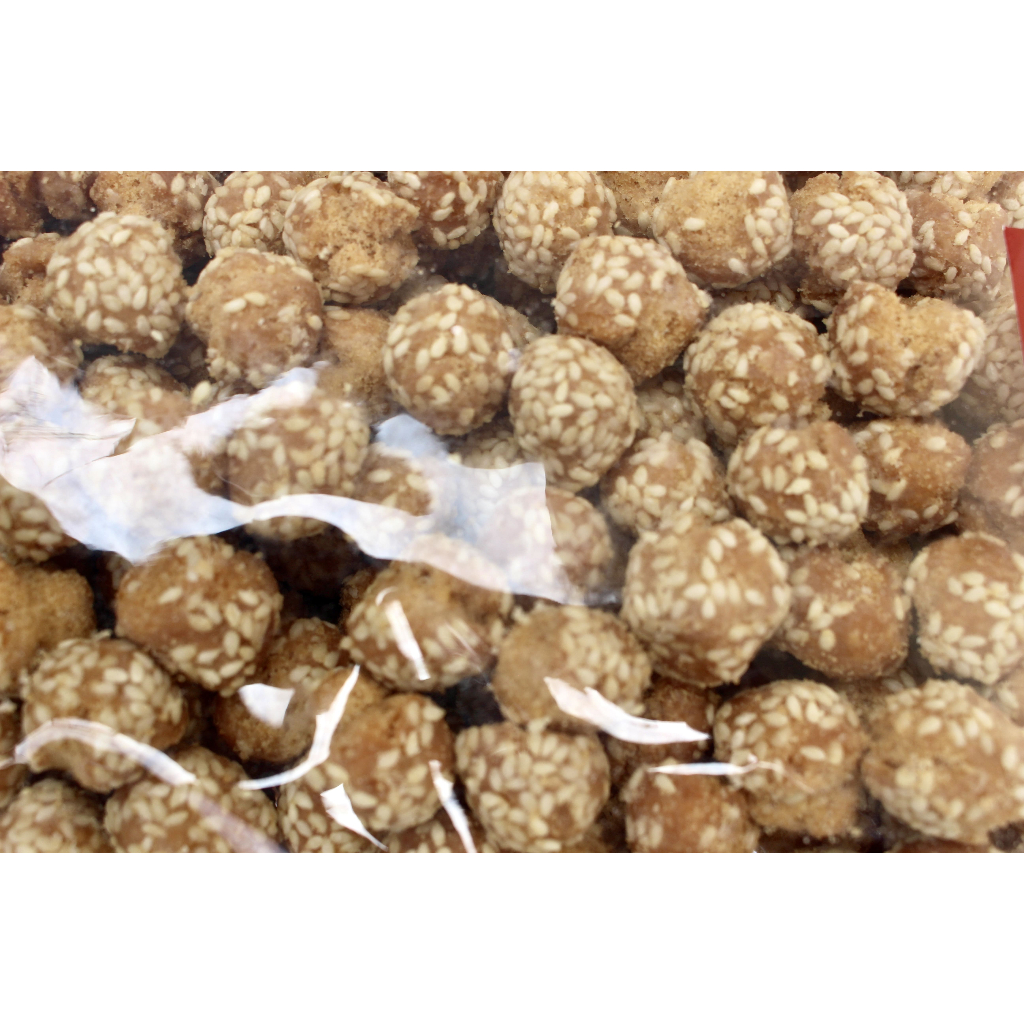 

CAMILAN VIRAL COD onde onde kering kue ciput wijen onde onde ketawa kue ketawa wijen