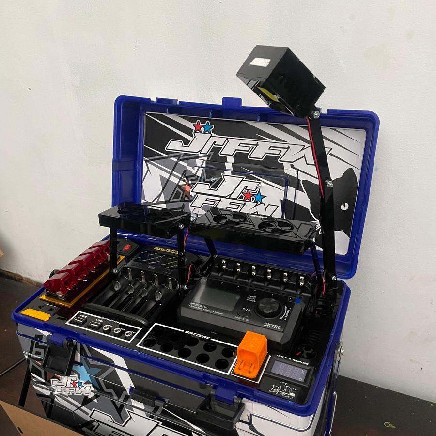 Pitbox Tamiya Race Box Charger custom