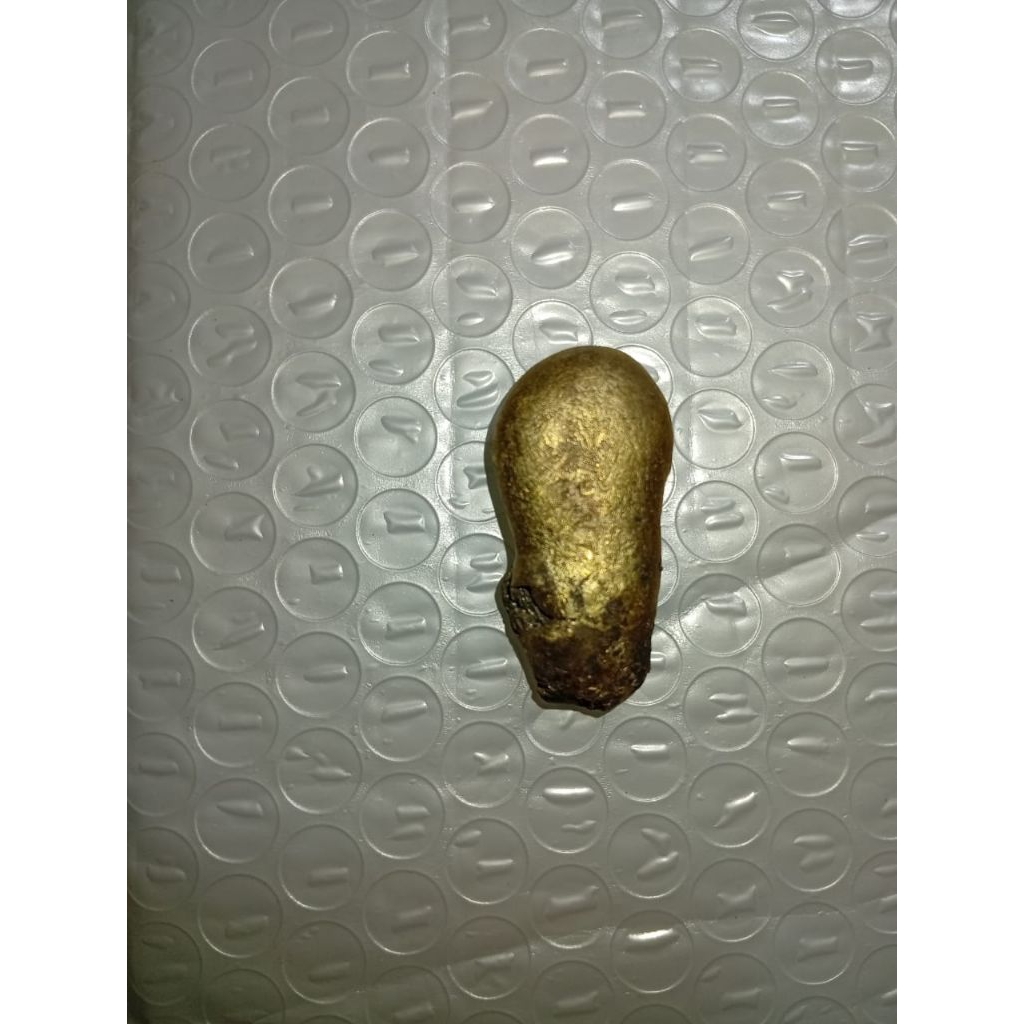 logam berlapis emas temuan alam