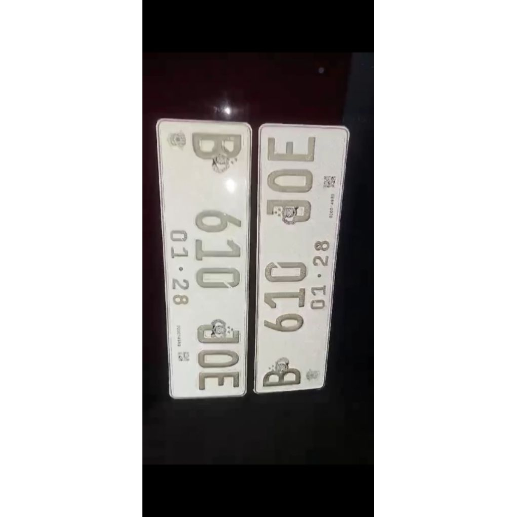 PLAT REFLEKTIF ANTI ETLE FULL REFLEKTIF BARCODE