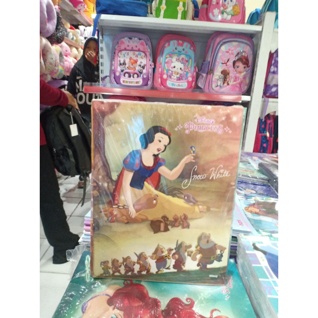 

Buku Disney 38