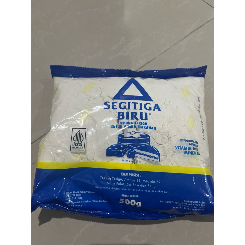 

Tepung terigu segitiga biru