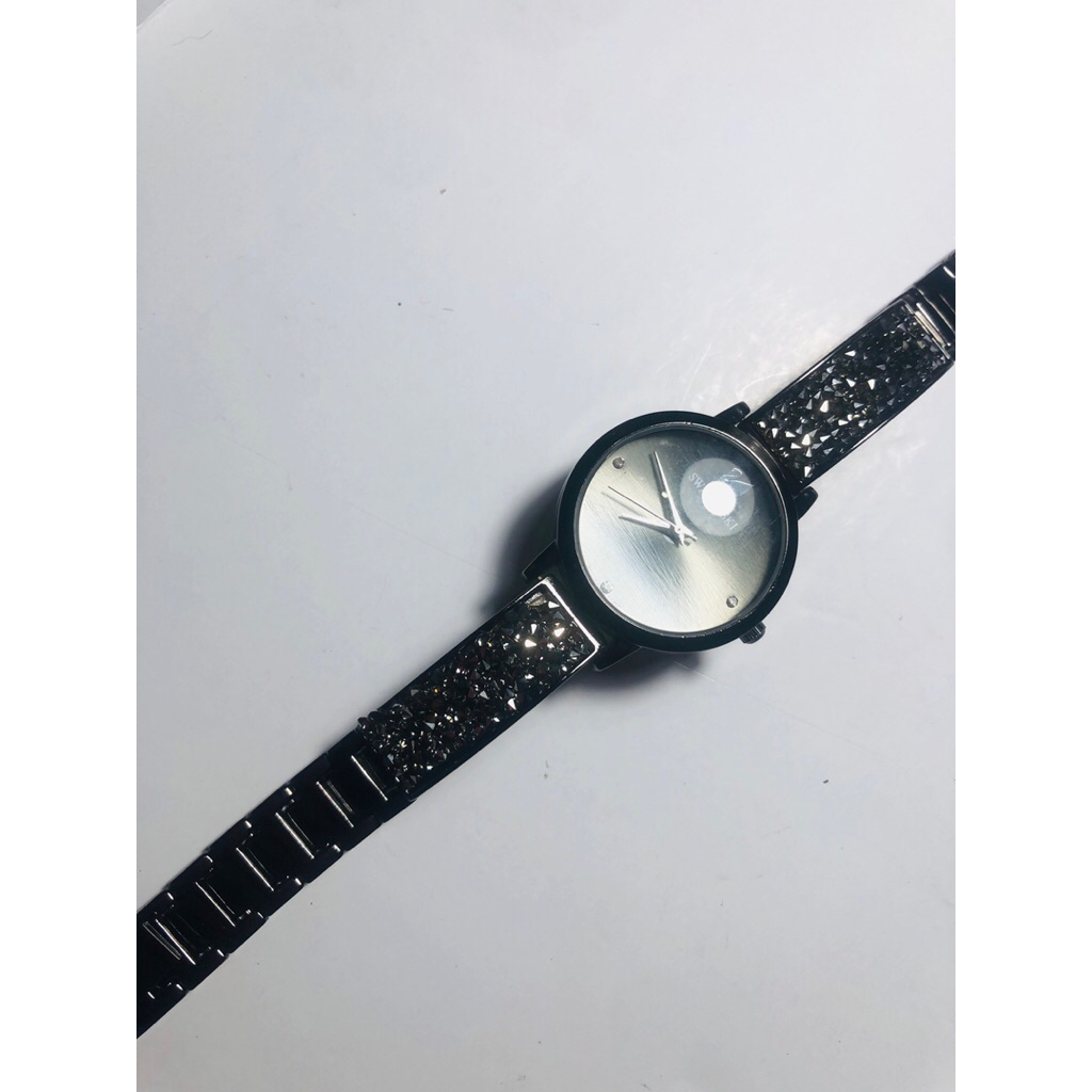 jam tangan swarovski