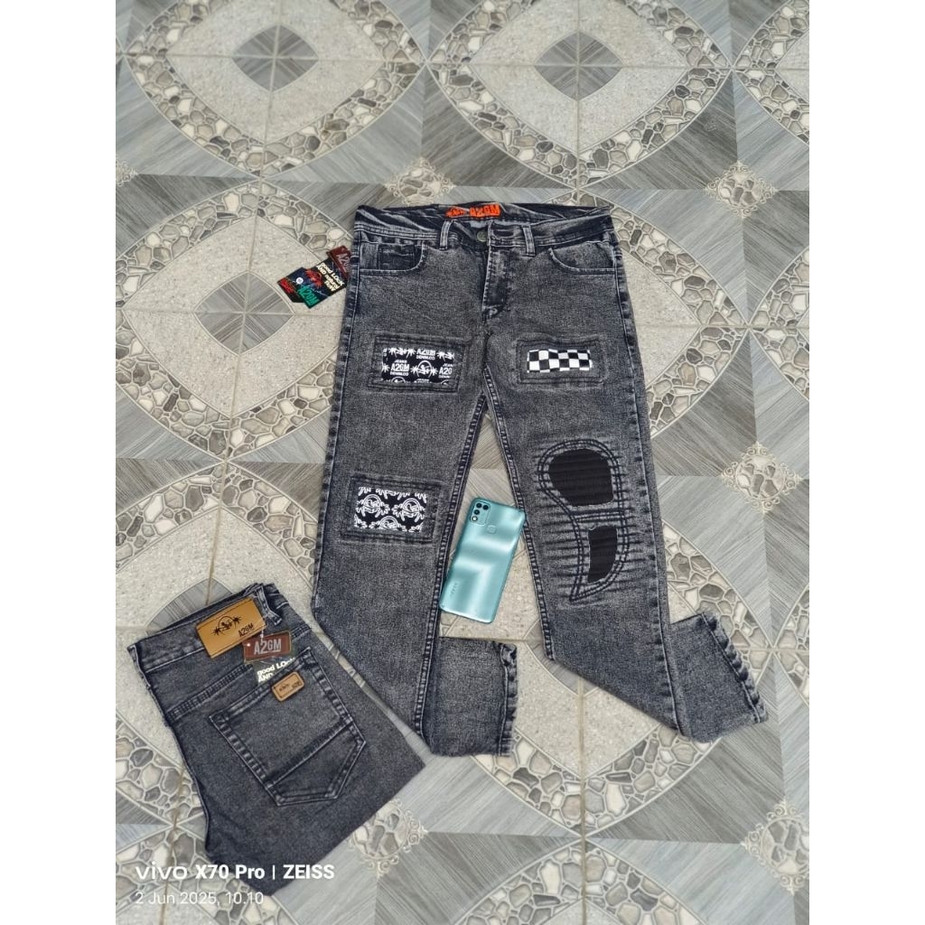Celana jeans robek pria panjang Rucas sandwash blackKotak Catur