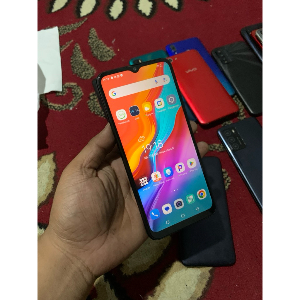 INFINIX HOT 9 play ram 4/64 handphone second berkualitas siap pake