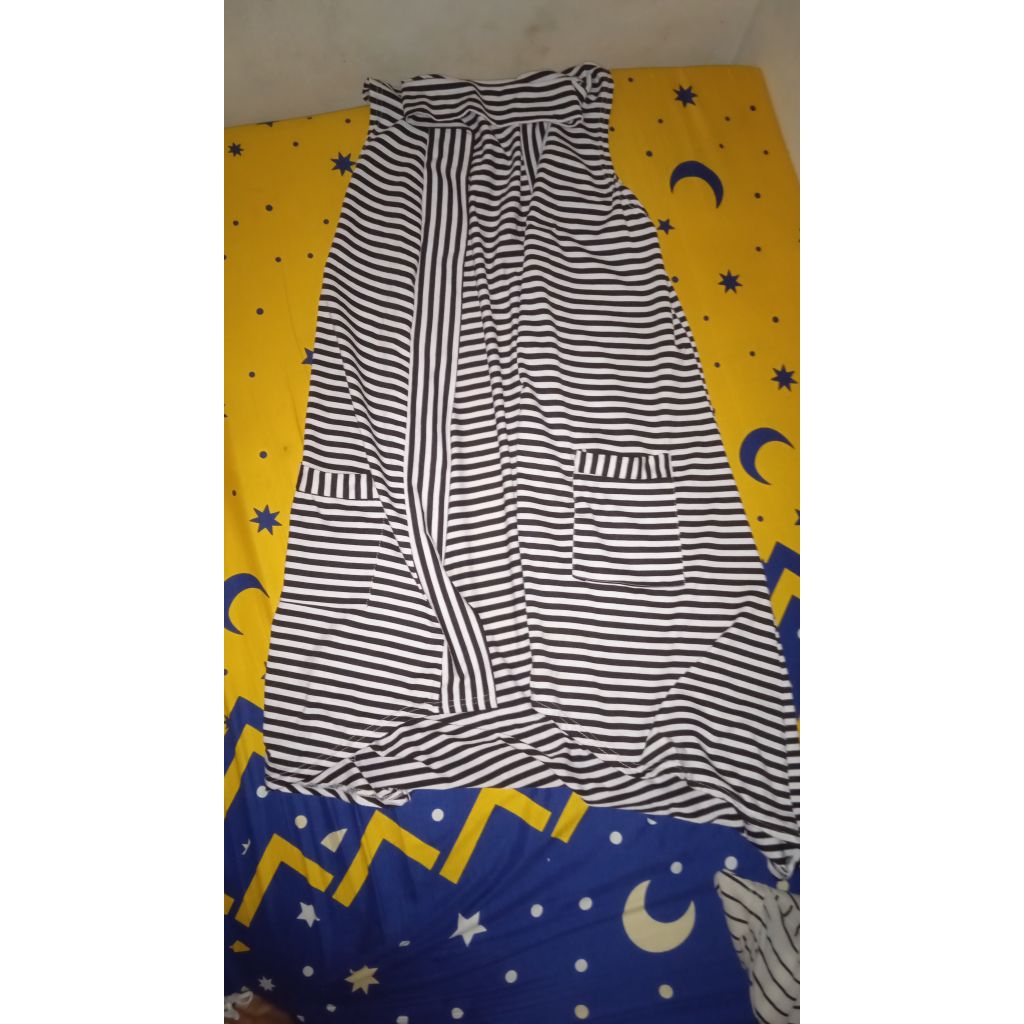 PRELOVED Blazer Outer tanpa lengan