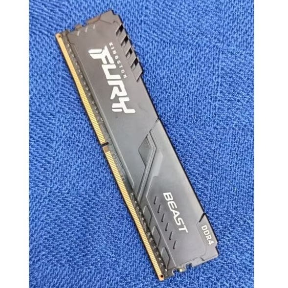 (BEKAS) RAM DDR-4 (1 KEPING) Kingston FURY BEAST 16 Gb 3200 Mhz