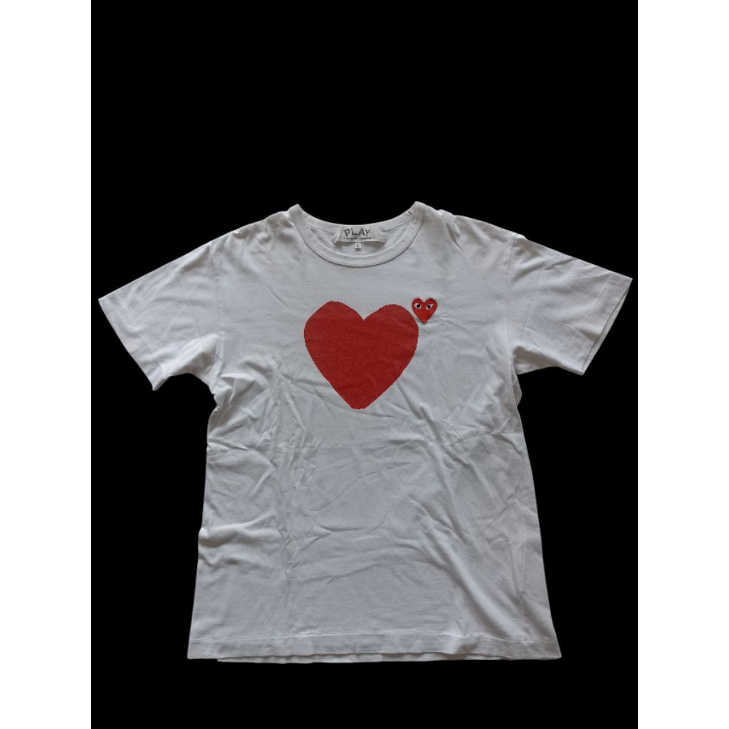 preloved kaos t-shirt play cdg putih size L
